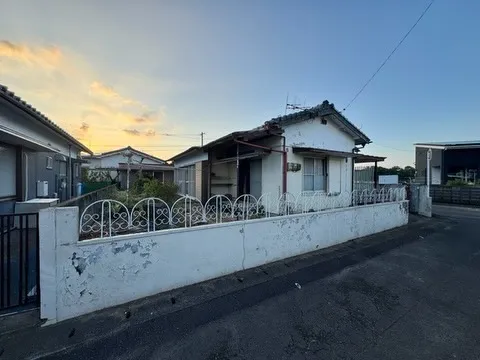.